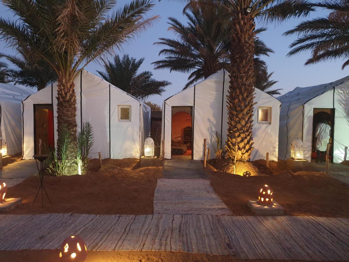 Auberge Sahara Garden Lac Yasmins Eksteriør billede