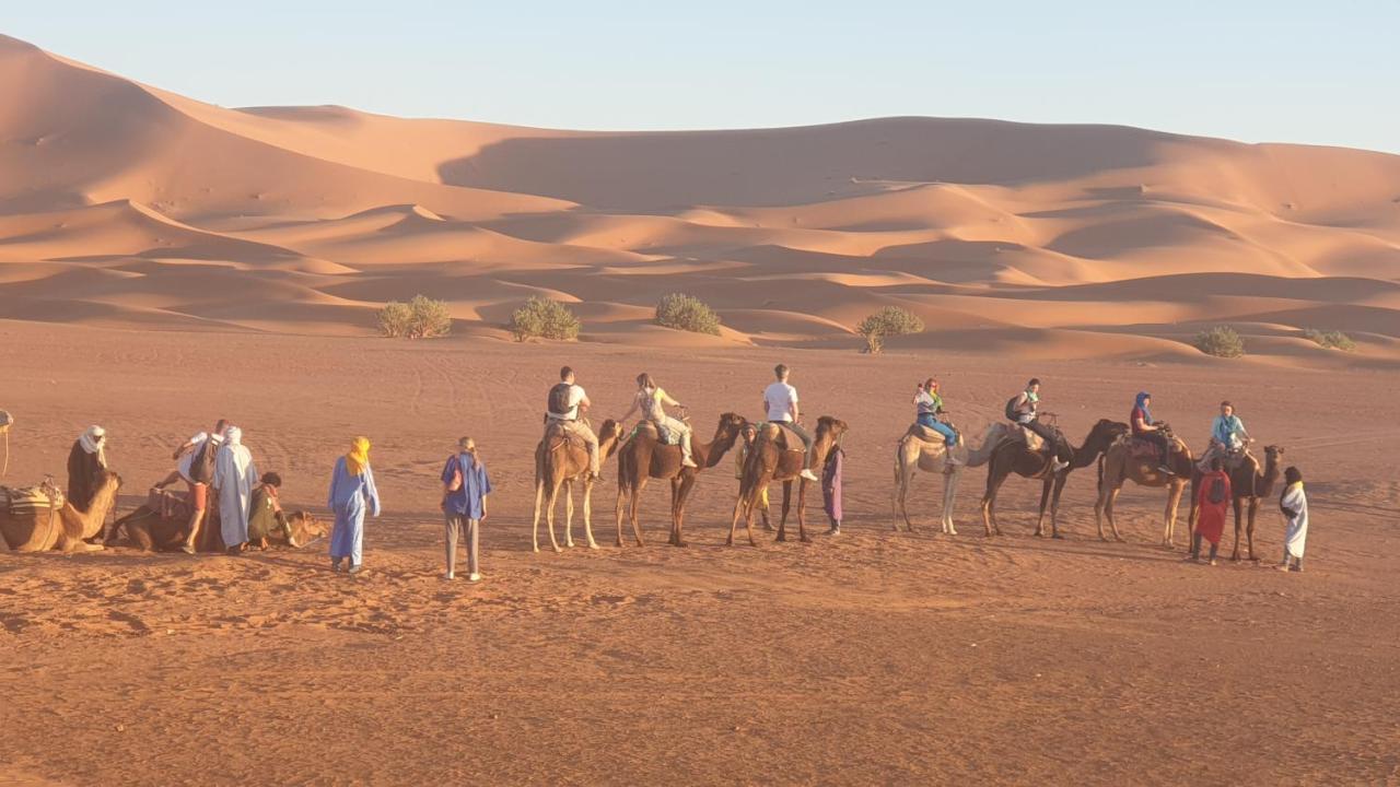Auberge Sahara Garden Lac Yasmins Eksteriør billede