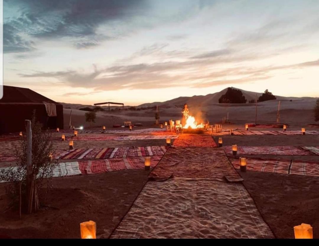 Auberge Sahara Garden Lac Yasmins Eksteriør billede