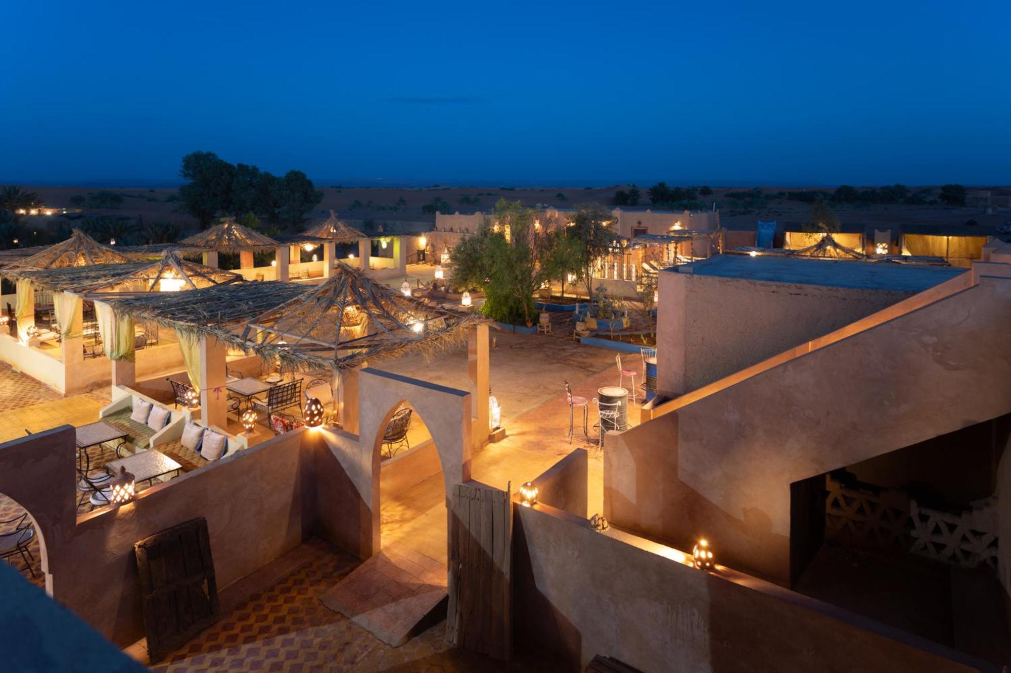 Auberge Sahara Garden Lac Yasmins Eksteriør billede