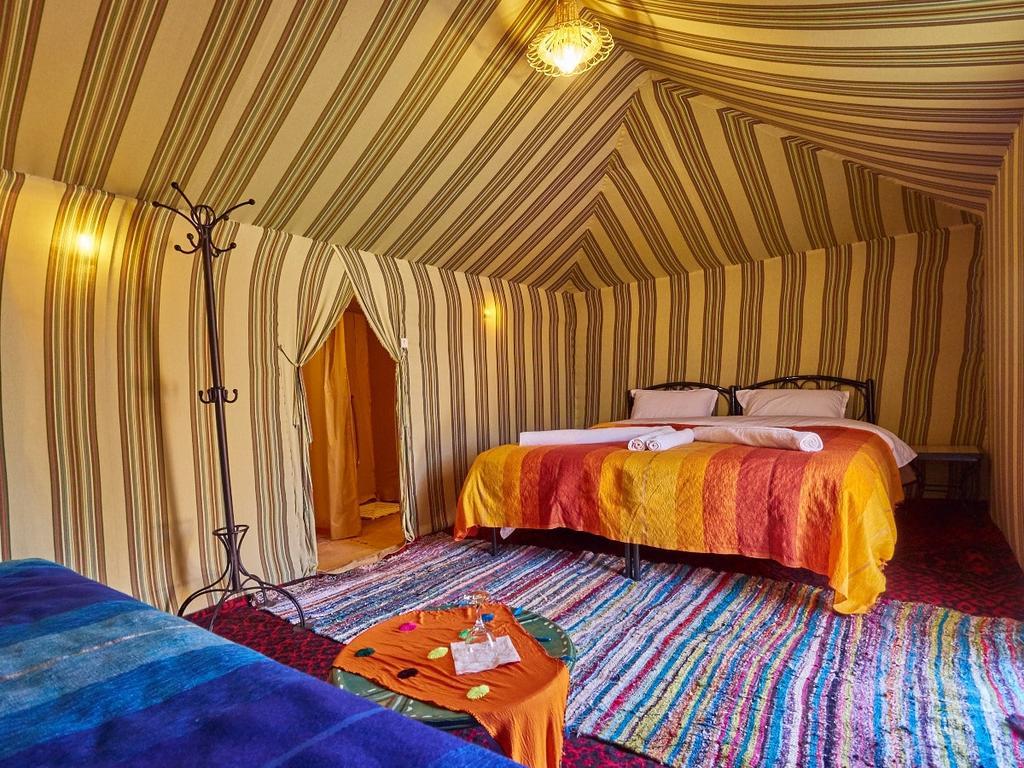 Auberge Sahara Garden Lac Yasmins Eksteriør billede