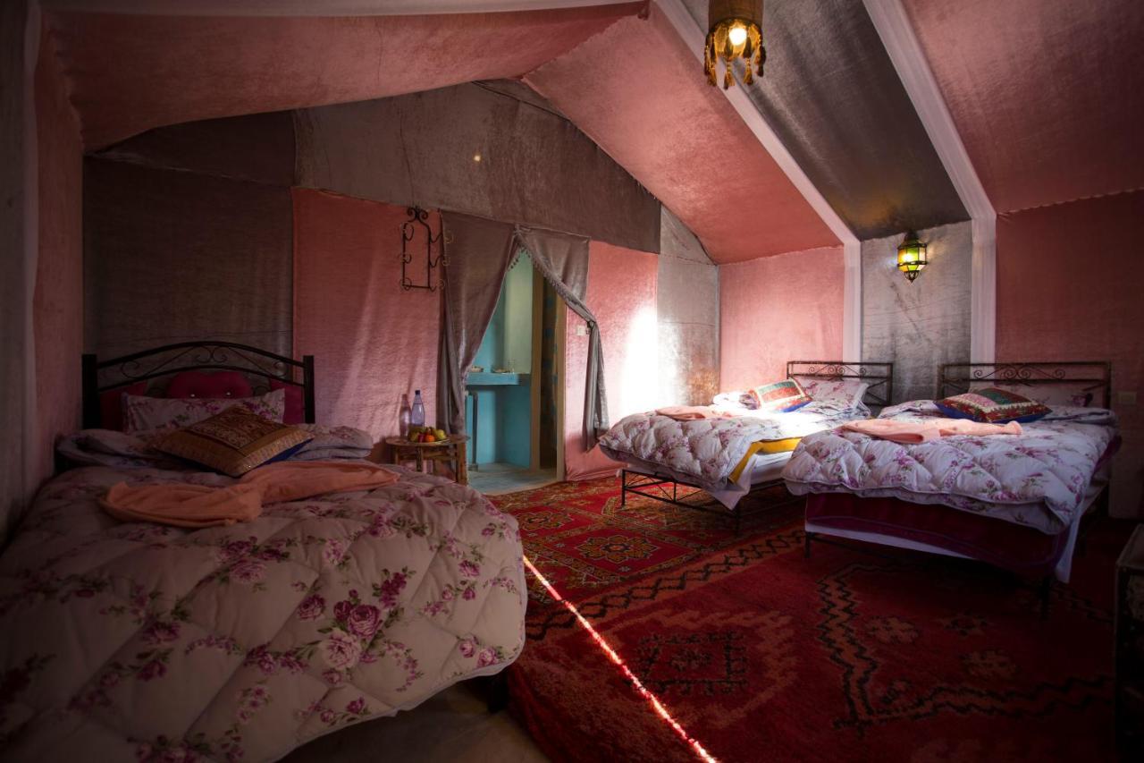 Auberge Sahara Garden Lac Yasmins Eksteriør billede
